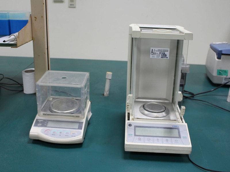 Analytical Balance (4 digits): 
	Determination of object weights (all quality control tests for pharmaceutical dosage forms) 
	Analytical Balance (3 digits) 
	Determination of object weights (all quality control tests for pharmaceutical dosage forms) 