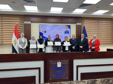 The Egyptian Drug Authority honors the Faculty of Pharmacy students for winning the first place